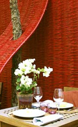restaurant paris table du  lancaster